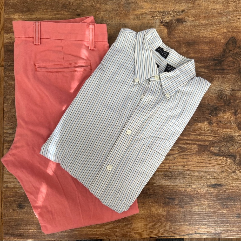 Arrow Wrinkle Free Button Down Large